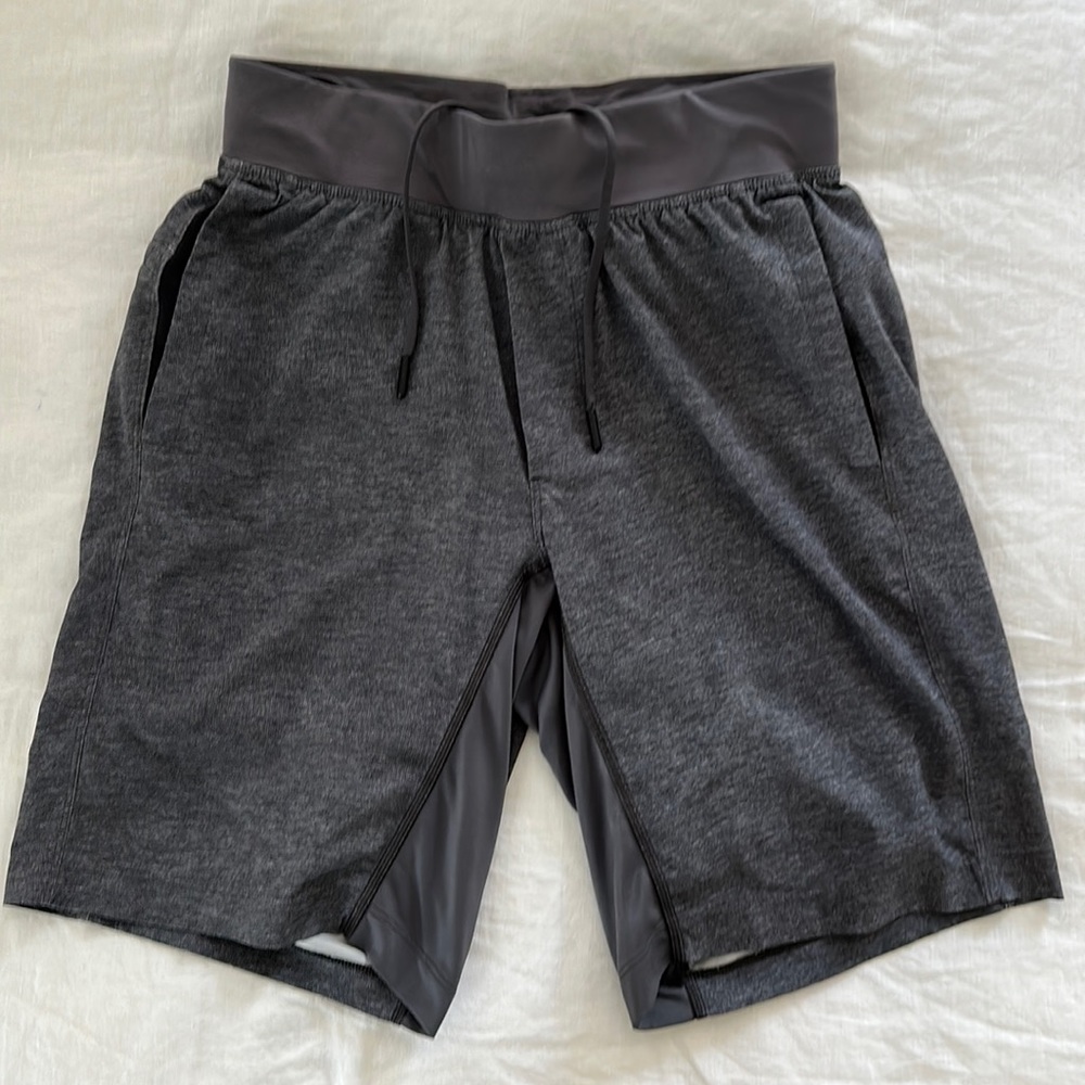 Lulu Lemon Lined Athletic Shorts Size Medium